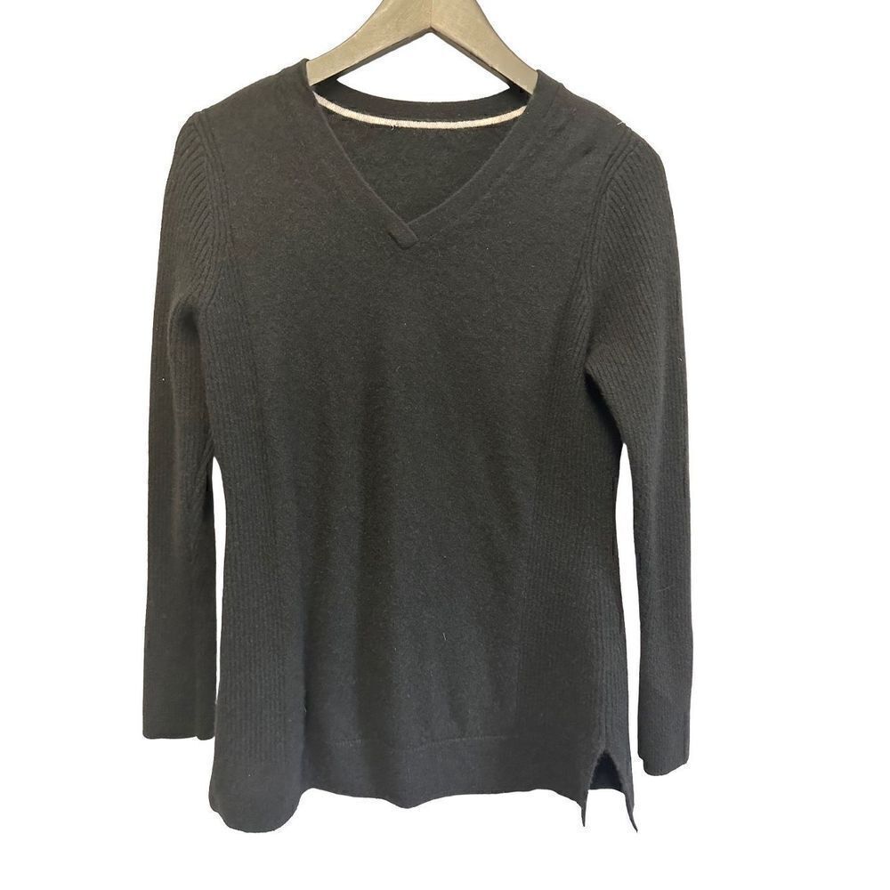 Isaac Mizrahi 100% Cashmere Sweater size small